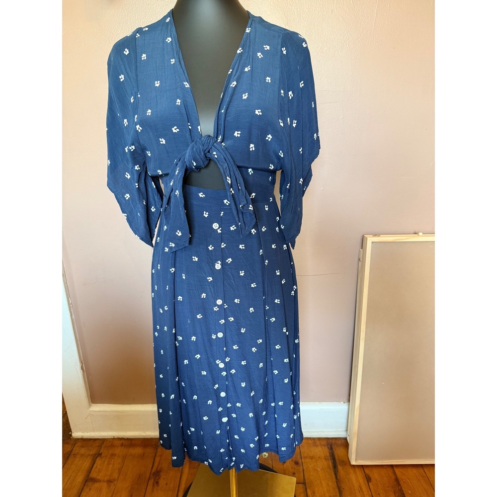 Faithfull The Brand Blue Tie Front Cutout Midi Dress Floral Print‎ Women's US 2